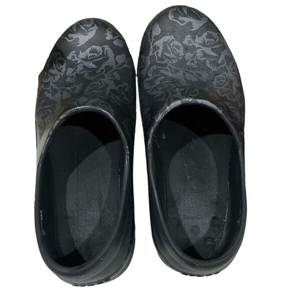 CROCS Neria Pro II Graphic Rose Slip Resistant Clog Black Floral Women's Size 9 - Picture 4 of 11